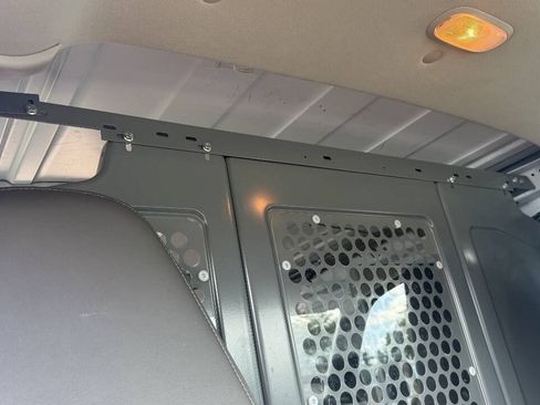 Used 2015 Chevrolet Express 2500 RWD image 83