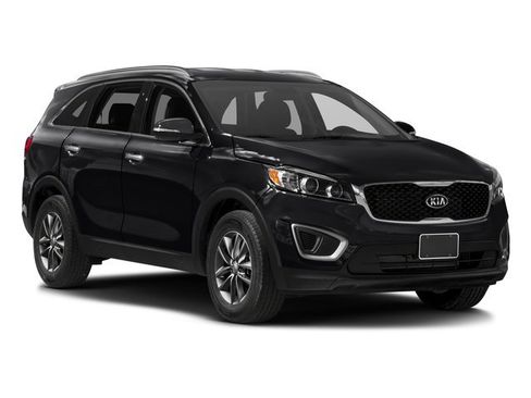 Used 2017 Kia Sorento FWD w/ LX Convenience Package image 9