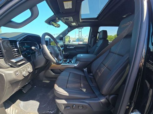 New 2026 Chevrolet Silverado 2500 High Country w/ Midnight Edition AWD/4WD image 16