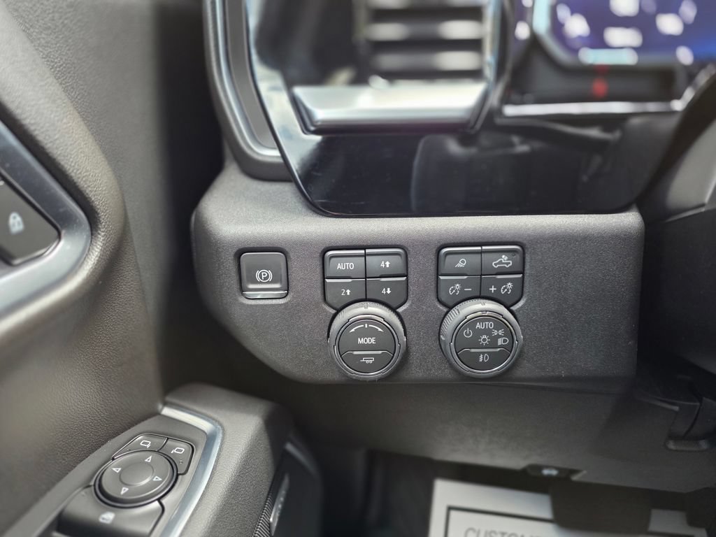 New 2026 Chevrolet Silverado 1500 RST w/ RST All Star Premium Package AWD/4WD image 33