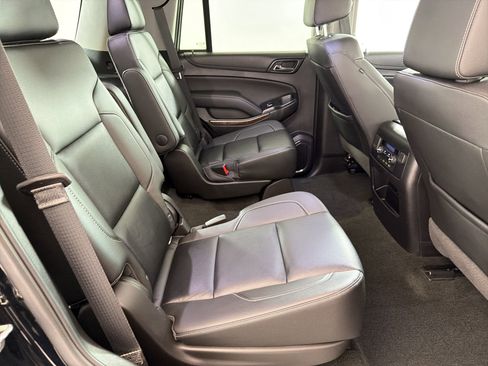 Used 2018 Chevrolet Tahoe LT image 32