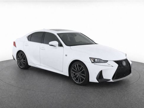 Used 2018 Lexus IS 300 AWD image 2