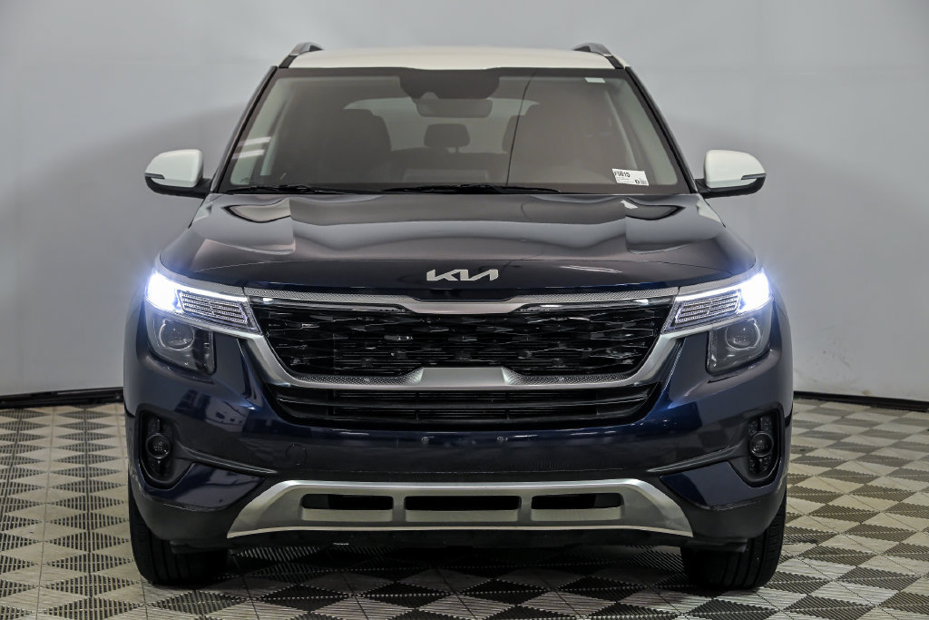 Used 2023 Kia Seltos S w/ Navigation Package AWD/4WD image 7