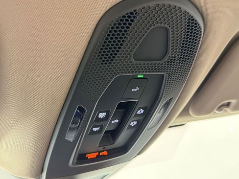 Certified 2026 Porsche Panamera 4S AWD/4WD image 27