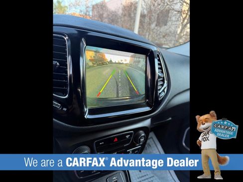 Used 2019 Jeep Compass Limited image 38