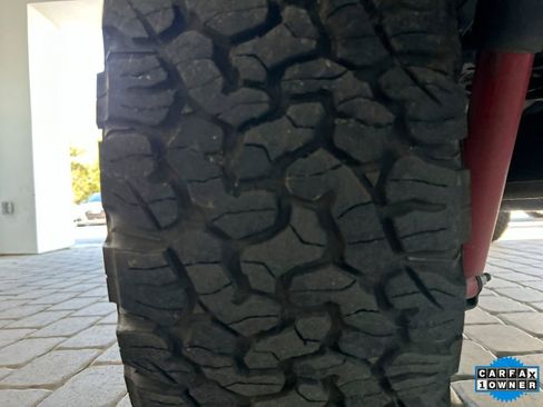 Used 2025 Jeep Wrangler Unlimited Rubicon image 44