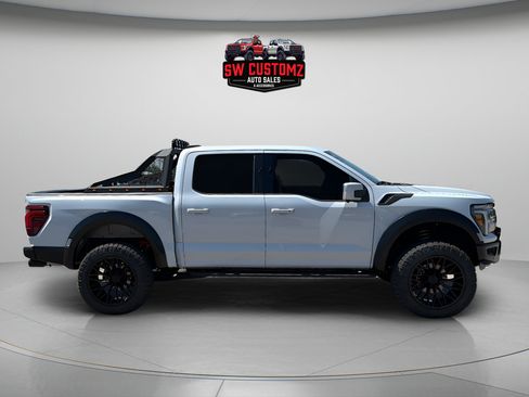 Used 2025 Ford F150 Raptor AWD/4WD image 8