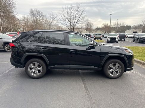 Used 2024 Toyota RAV4 XLE image 17