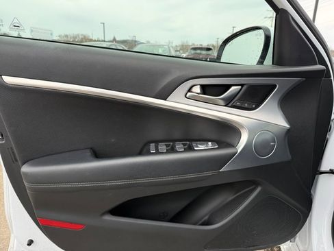 Used 2019 Genesis G70 2.0T Advanced w/ Elite Package image 31