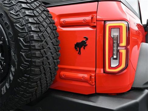 Used 2022 Ford Bronco Wildtrak image 37