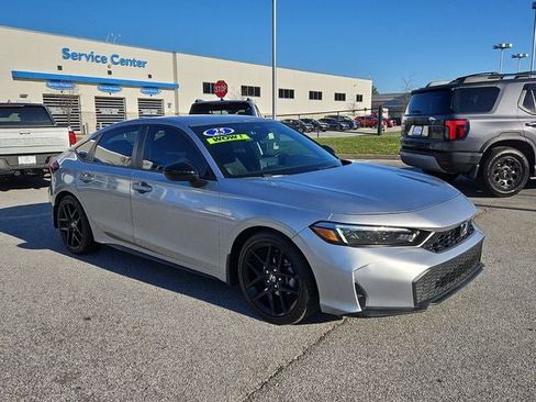 Used 2025 Honda Civic Sport image 10