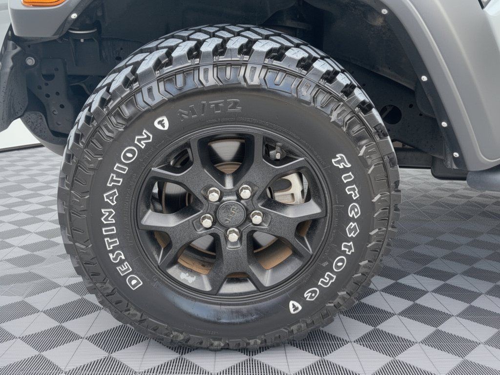 Used 2022 Jeep Wrangler Sport AWD/4WD image 13