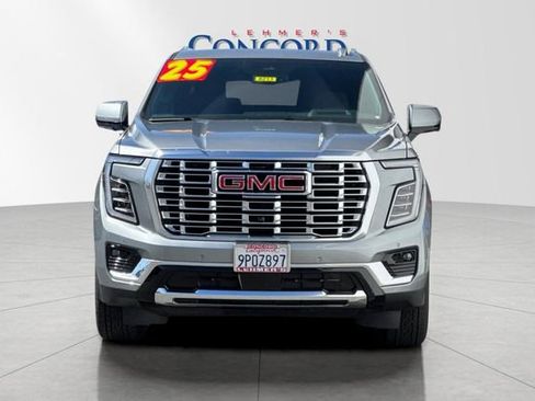 Used 2025 GMC Yukon Denali AWD/4WD image 9