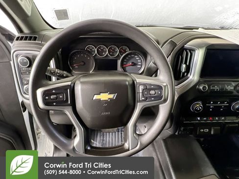 Used 2020 Chevrolet Silverado 3500 LT image 8