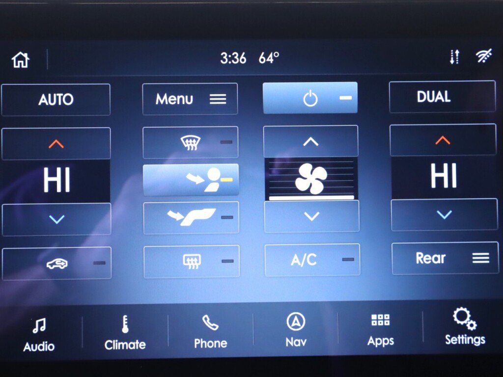 Used 2020 Lincoln Navigator L Reserve w/ Equipment Group 208A Reserve AWD/4WD image 16