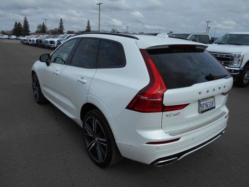 Used 2020 Volvo XC60 T6 R-Design w/ Protection Package Premier AWD/4WD image 6
