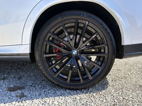 New 2026 BMW X6 xDrive40i w/ Executive Package image 10
