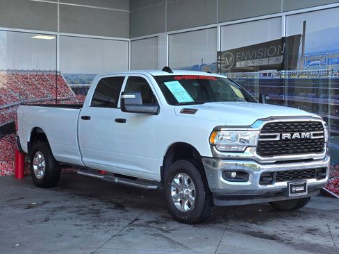 Used 2024 RAM 2500 Big Horn image 1
