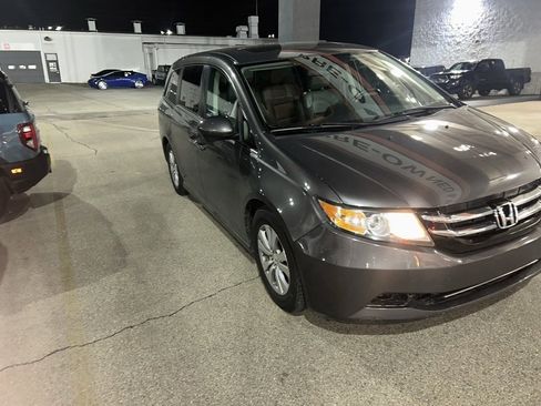 Used 2015 Honda Odyssey EX-L image 3