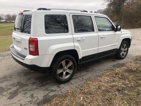 Used 2017 Jeep Patriot High Altitude image 10