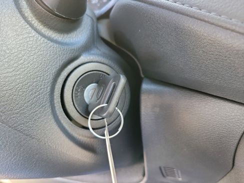 New 2025 Nissan Versa S w/ Trunk Package FWD image 29