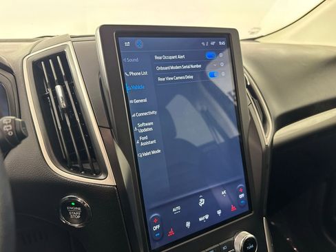 Used 2024 Ford Edge SEL image 15