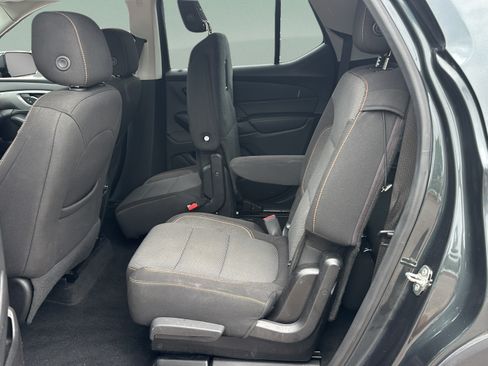 Used 2018 Chevrolet Traverse LT FWD image 10