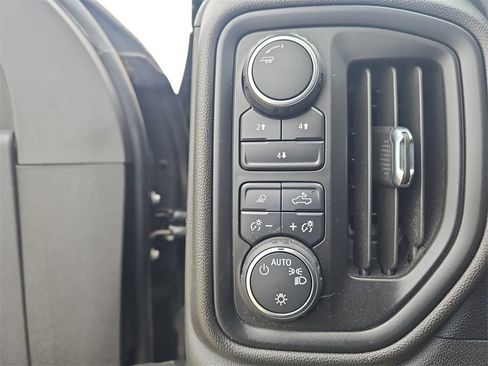 Used 2024 Chevrolet Silverado 2500 Custom w/ Custom Value Package image 26