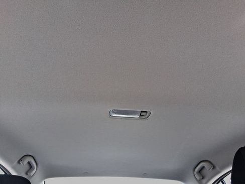 Used 2025 Nissan Versa S w/ S Plus Package FWD image 23