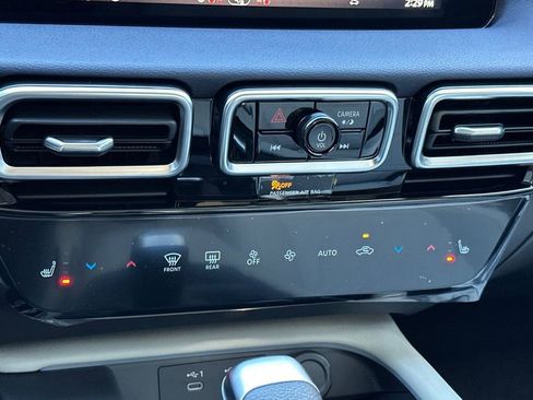 New 2026 Nissan Sentra SL w/ Floor Mat Package image 17