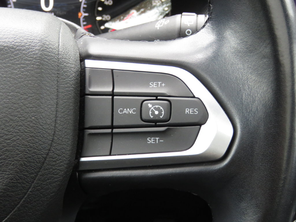 Used 2022 Jeep Compass Latitude w/ Sun and Sound Group AWD/4WD image 23