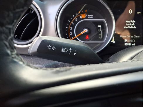 Used 2022 Jeep Wrangler Unlimited Sport AWD/4WD image 18