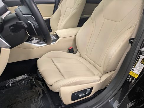 Used 2020 BMW 330i xDrive Sedan w/ Driving Assistance Package AWD/4WD image 11