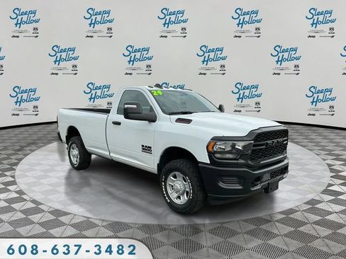 Used 2024 RAM 3500 Tradesman w/ Snow Chief Group AWD/4WD image 3