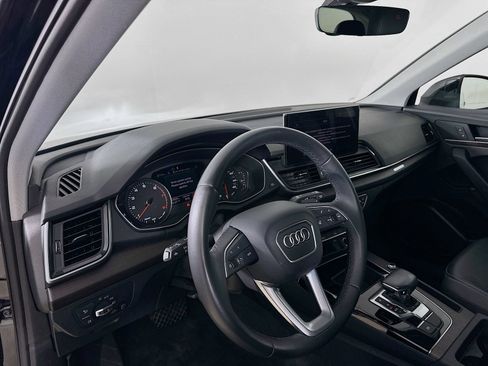 Used 2023 Audi Q5 2.0T Premium w/ Convenience Package AWD/4WD image 31