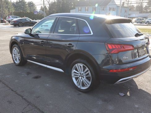 Used 2019 Audi Q5 2.0T Premium Plus w/ Premium Plus Package image 7