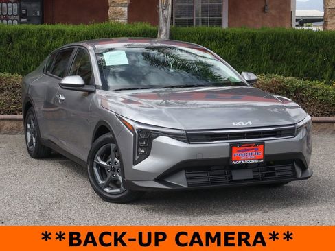 Used 2025 Kia K4 FWD image 2