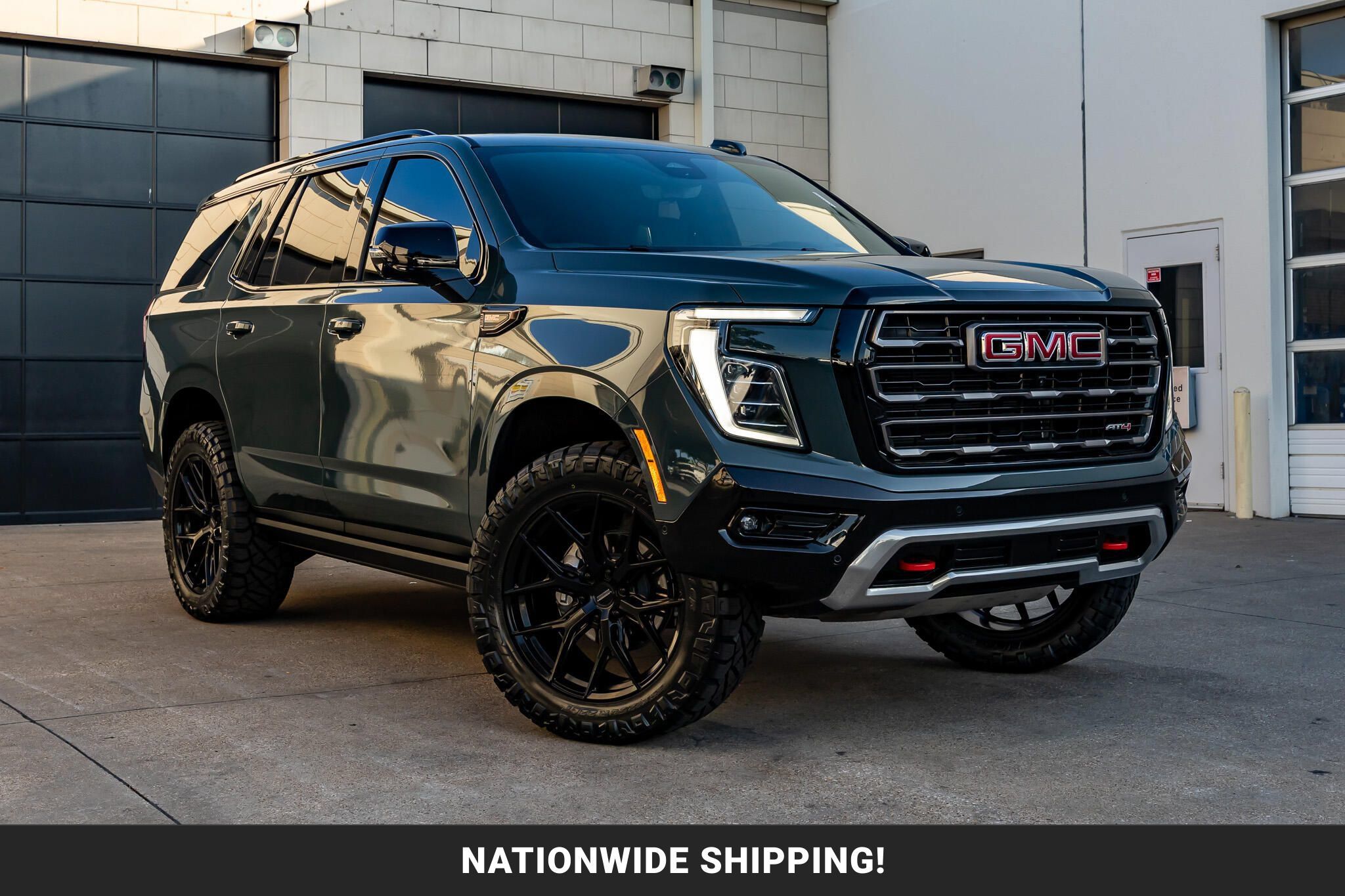 Used 2026 GMC Yukon AT4 Ultimate AWD/4WD image 1
