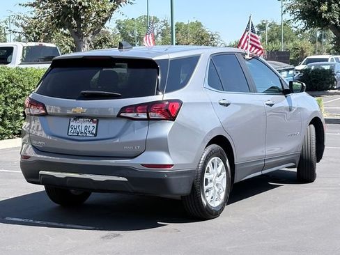 Used 2023 Chevrolet Equinox LT w/ Driver Convenience Package AWD/4WD image 5