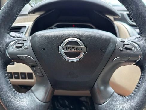 Used 2019 Nissan Murano SL w/ SL Technology Package FWD image 24