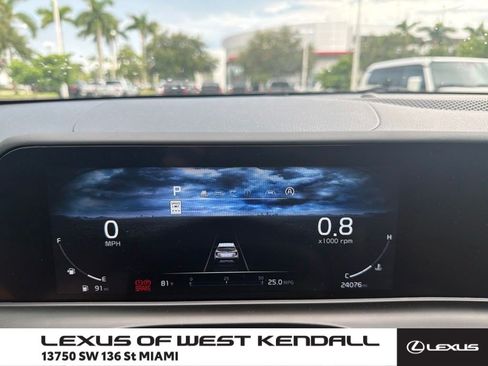 Used 2024 Kia Seltos EX FWD image 1