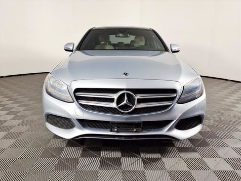 Used 2018 Mercedes-Benz C 300 4MATIC Sedan image 2