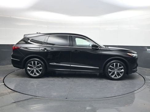 Used 2023 Acura MDX SH-AWD w/ Technology Package image 2