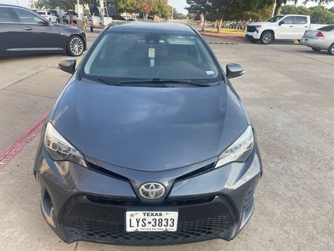 Used 2019 Toyota Corolla SE FWD image 1