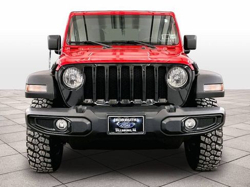 Used 2022 Jeep Wrangler Sport AWD/4WD image 3