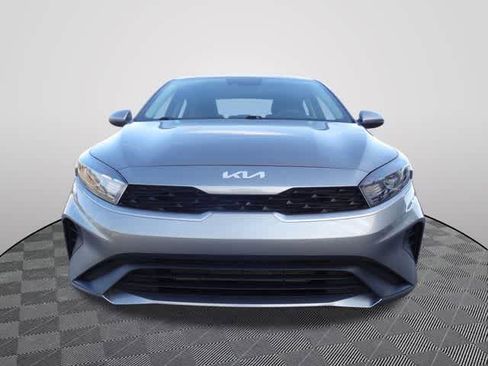 Used 2022 Kia Forte LXS image 5