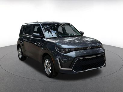 Used 2025 Kia Soul LX w/ LX Technology Package