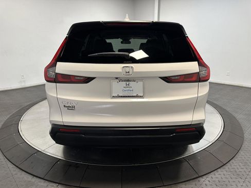 Used 2025 Honda CR-V LX image 11