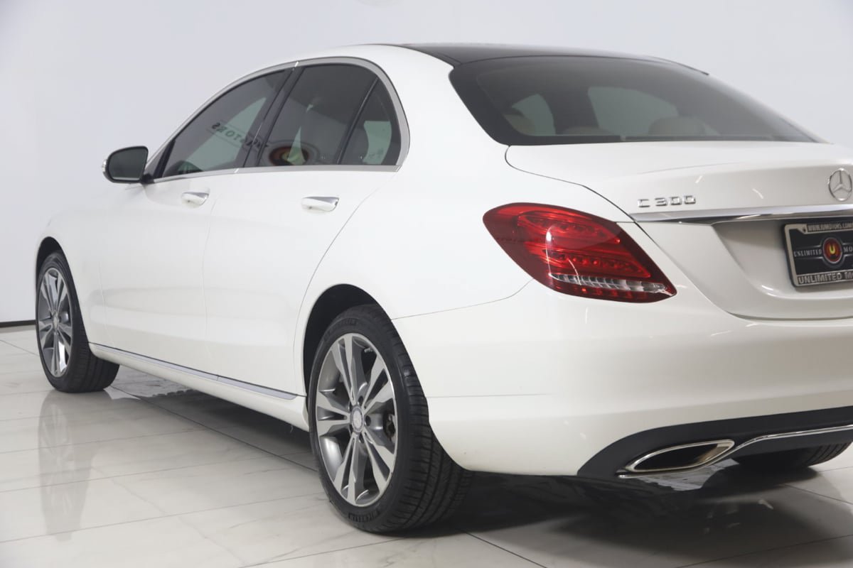 Used 2015 Mercedes-Benz C 300 4MATIC Sedan image 21