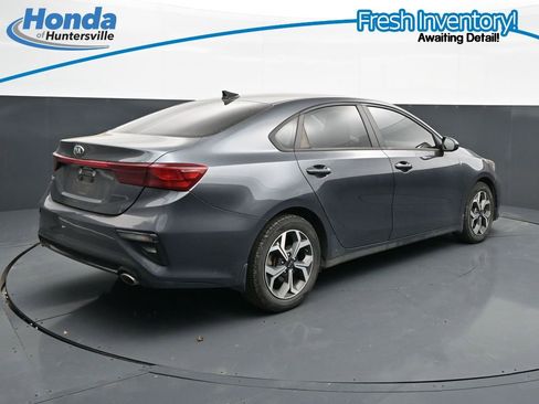 Used 2021 Kia Forte LXS FWD image 10